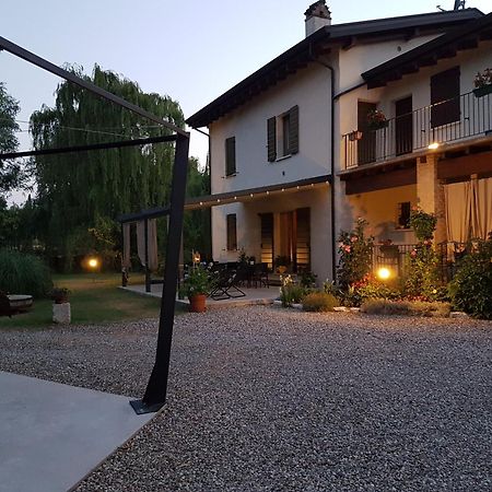 L'Isolo B&B E Case Vacanza 몬잠바노 외부 사진