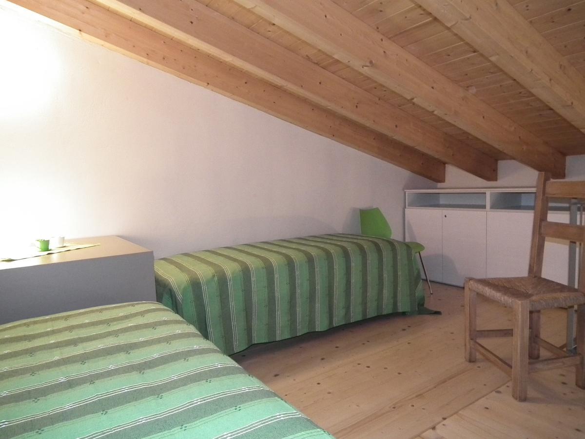 L'Isolo B&B E Case Vacanza 몬잠바노 외부 사진