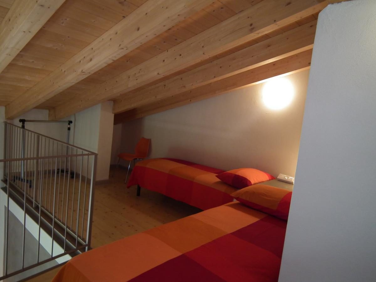 L'Isolo B&B E Case Vacanza 몬잠바노 외부 사진