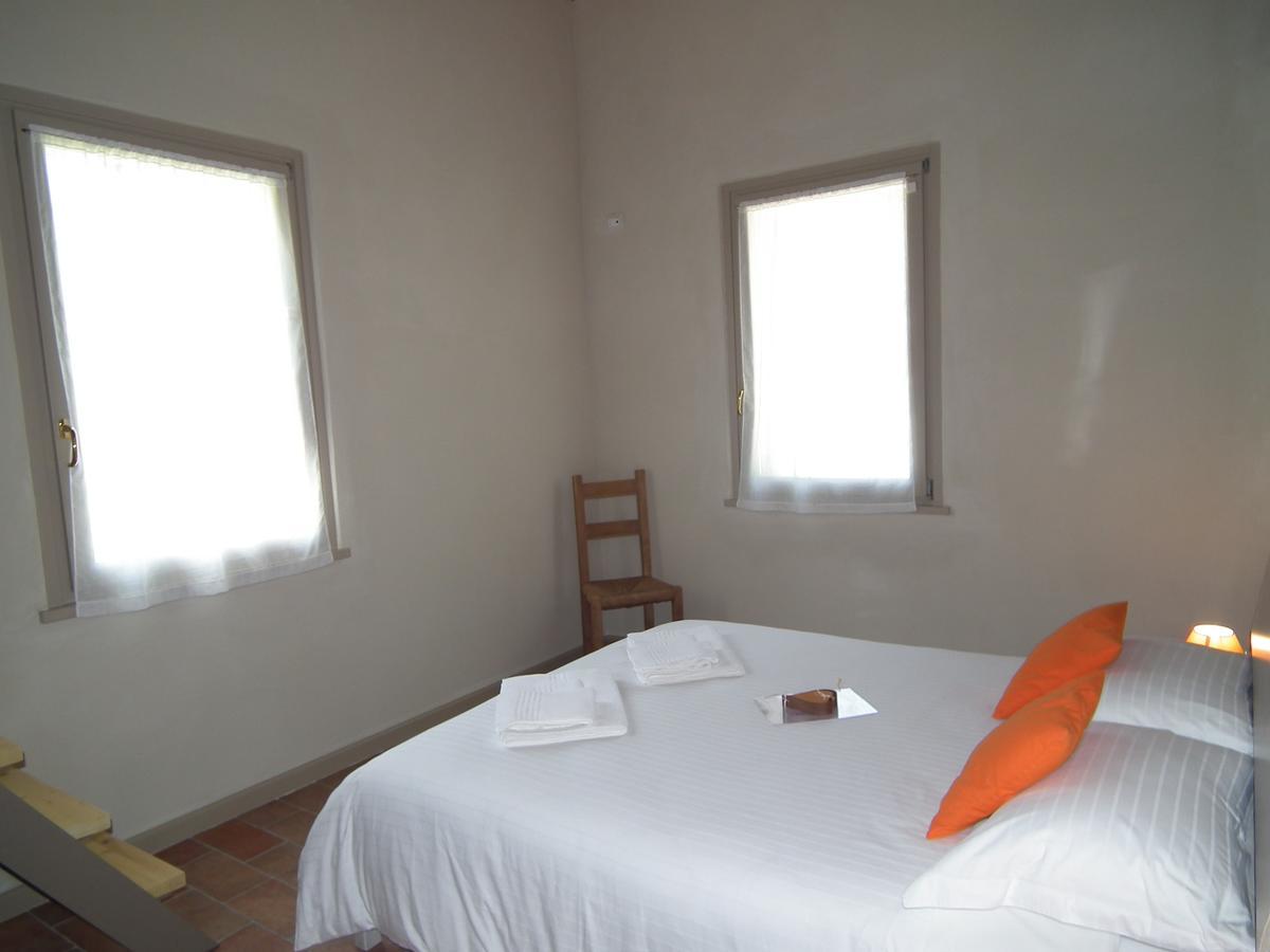 L'Isolo B&B E Case Vacanza 몬잠바노 외부 사진