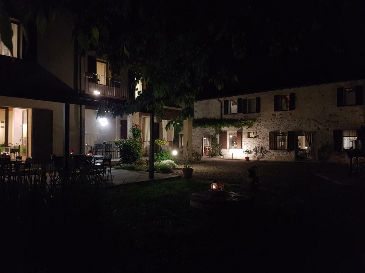 L'Isolo B&B E Case Vacanza 몬잠바노 외부 사진
