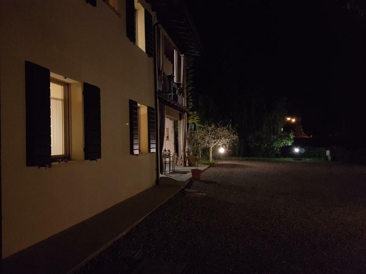 L'Isolo B&B E Case Vacanza 몬잠바노 외부 사진